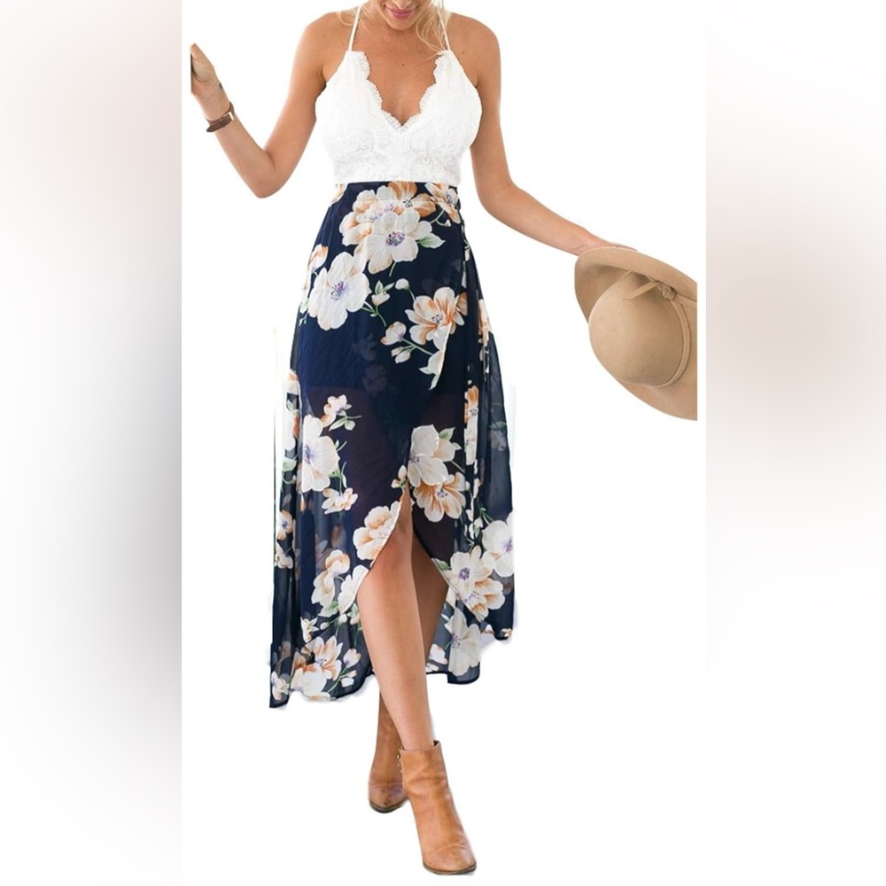 NWT Blooming Jelly Halter
Asymmetrical Floral Maxi Lace Dress Size Large